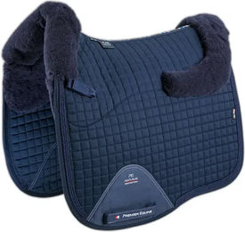 Premier Equine Dressurmatte Sattelpad für Ponys in Blau mit Wolleintegrierung – Bild 1 von 4