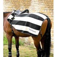 Produktbild von Premier Equine Vellus Nierendecke für Pferde aus Fleece in Schwarz oder Bunt Größe M