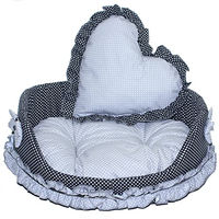 Produktbild von Primawela Hundebett und Katzenbett mit Herz Kissen in Grau aus Baumwolle