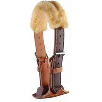Produktbild von Professional's Choice The Dare Cribbing Control Halsband aus Leder für Pferde in Burgunderrot