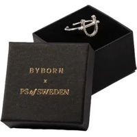Produktbild von PS of Sweden Hufeisen-Ring aus Metall für Pferde in Gold oder Silber