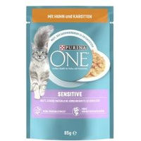 Produktbild von Purina One Sensitive Katzen Nassfutter Huhn und Karotten Stückchen in Sauce Adult 26 x 85 g - 52 x 85 g