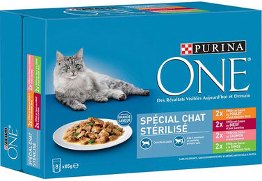 Produktbild von Purina ONE Sterilised Katzenfutter Adult Stückchen in Sauce 16 x 85 g Beutel - 16 x 85 g
