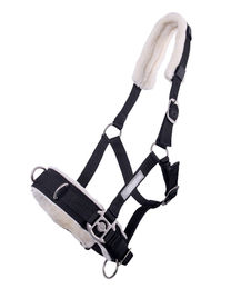 QHP Kappzaum mit Kunstfell-Polsterung und 3 Edelstahl D-Ringen – Bild 1 von 3