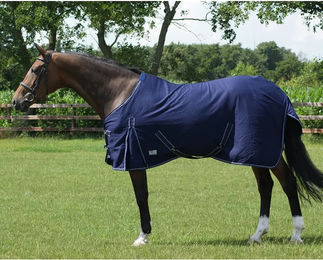 QHP Professionelle Sommerdecke Navy mit Kreuzgurten und Schweiflatz – Bild 1 von 3