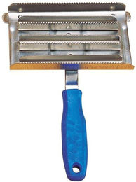 Produktbild von quadratischer Striegel flacher Körper für Rinder Kamer