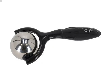 Produktbild von QHP Massage-Roller für Pferde aus Edelstahl in Schwarz-Silber