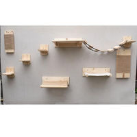 Produktbild von QLS Katzenhängematte XXL Wandliege aus Holz in Braun