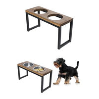 Produktbild von QLS Napfständer für Hunde aus Holz und Stahl mit Doppel Futternapf 26,5 cm in Braun und Silber - 0,9 l