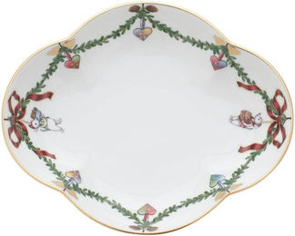Produktbild von Royal Copenhagen - Stern geriffelt - Weihnachtsteller - Stern geriffelt - Weihnachten 2503353 - 17,5 cm [Artikel] weiß
