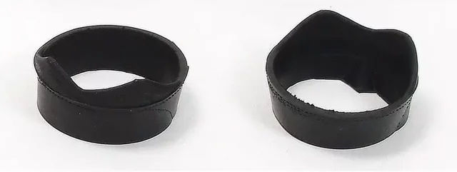 Racing Tack Eisenschutz Gamaschen aus Gummi Schwarz Größe S – Bild 1 von 2