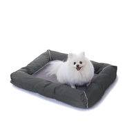 Produktbild von RAIKOU Hundebett und Katzenbett Grau 80 x 60 cm mit abnehmbarem Bezug und wasserabweisendem Boden - 80 cm