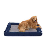 Produktbild von RAIKOU Hundebett und Katzenbett mit abnehmbarem Bezug und wasserabweisendem Boden in Navy Blau 100 x 80 cm
