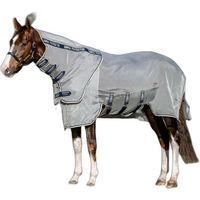 Produktbild von Rambo Protector Fieldsafe Plus Fliegendecke für Pferde mit Halsabdeckung in Silber und Grau