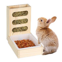 Produktbild von Relaxdays Heuraufe aus Holz mit Futterschale für Kaninchen und Meerschweinchen in Naturoptik