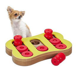 Relaxdays Intelligenzspielzeug für Hunde aus Holz zum Verstecken von Leckerlis in Bunt – Bild 1 von 6