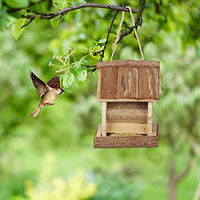 Produktbild von Relaxdays Vogelfutterhaus aus Holz zum Aufhängen für Kleinvögel in Naturoptik