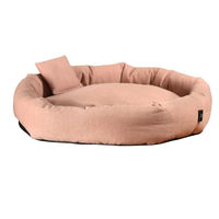 Produktbild von Rohrschneider Kuschelinsel Hundekissen aus recyceltem Material Rosa Größe M 68x18cm