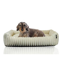 Produktbild von Rohrschneider Kuschelsofa Deluxe Hundebett aus Cord für kleine und mittelgroße Hunde und Katzen Beige