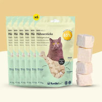 Produktbild von RumbleBox Gefriergetrocknete Hühnerstücke Leckerli XXL Sparbox 6x50g