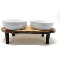 Produktbild von Rusty Plus Futterstation aus Olivenholz mit Porzellannäpfen 19 cm Erhöhter Napf für Futter und Wasser