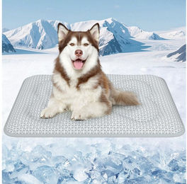 Rywell Selbstkühlende Hundematte für Hunde und Katzen aus atmungsaktivem Arc-Chill-Gewebe, Waschbar und Faltbar – Bild 1 von 1