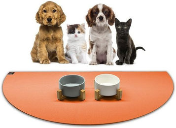 Produktbild von Sanozoo Napfunterlage Futtermatte Halbrund 30 x 60 cm Orange