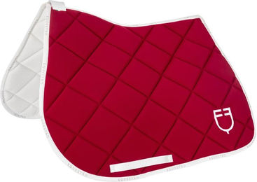 Produktbild von Sattelunterlage aus technischem Material mit Logo für Pferde Equestro