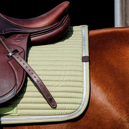 Produktbild von Sattelunterlage für Pferde Equithème Spring