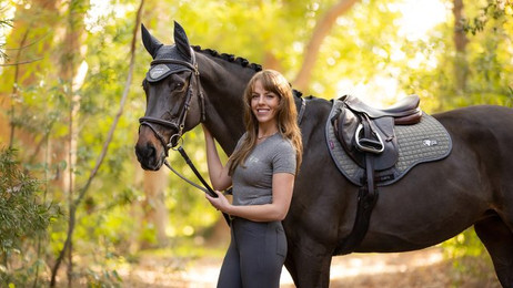 Produktbild von Sattelunterlage für Pferde LeMieux Earth GP