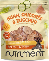 Schonend gegarte Medaillons Huhn, Chicorée & Zucchini – Bild 1 von 2