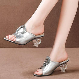 Produktbild von Sommer Strass Sandalen und Hausschuhe Modische Damenschuhe Hochhackige Schuhe Kristall Dicken Absätzen Fischmund Schuhe 37