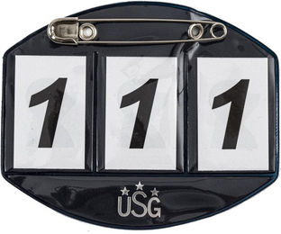 Startnummer des Pferdes mit Sicherheitsnadel 3-stellig USG – Bild 1 von 2
