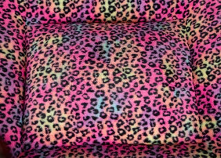 Produktbild von Stoffmuster Neon Leo