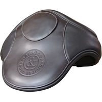 Produktbild von Sattelgurt Flags&Cup aus Leder in Braun oder Schwarz