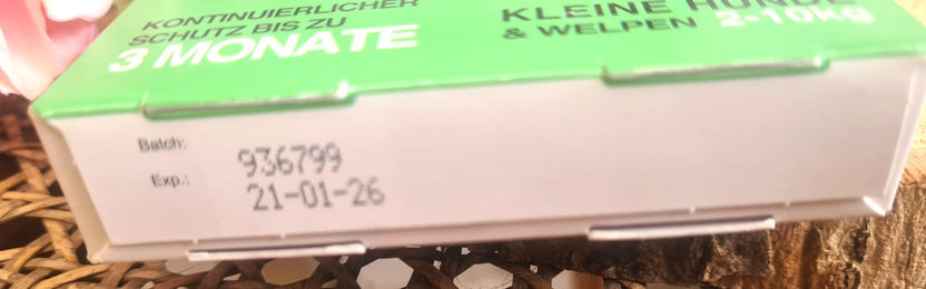 Shield On Antiparasitenhalsband gegen Flöhe und Zecken für kleine und mittelgroße Hunde 60 cm - 60 cm – Bild 1 von 5