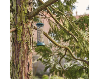 Siena Garden Futtersäule Premium Line aus Kunststoff für Nüsse in Grün Ø 9 x 24 cm – Bild 1 von 4