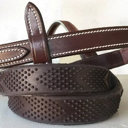 Produktbild von Silver Crown V-Grip Zügel für Pferde aus Leder in Braun