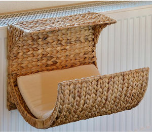 Produktbild von Silvio Design Heizkörperliege aus Wasserhyazinthe in Natur Braun