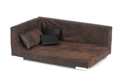 Silvio Design Hundebett Boomer für kleine und mittlere Hunde aus Kunstleder in Braun – Bild 1 von 2