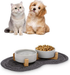 SinLaw Napf-Set aus Keramik mit Bambus-Unterlage und Anti-Rutsch-Matte für Hunde und Katzen in Weiß – Bild 1 von 5