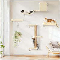 Produktbild von SpionProfi Katzen-Kletterwand Set mit Hängematte und Katzenhaus aus Plüsch in Beige für erwachsene Katzen bis 18kg