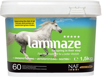 Produktbild von St. Hippolyt NAF Laminaze Pferdefutter Pulver zur Unterstützung von Magen-Darm, Haut, Fell und Stoffwechsel 750g