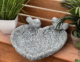 Stone and Style Frostfeste Steinfigur Vogeltränke Rosenherz XL mit Vögeln 36 cm Grau – Bild 1 von 3