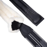 Produktbild von SUNRIDE 2in1 Sattelgurt SohoFlex mit Fell aus Echtleder für Pferde Schwarz 135 cm