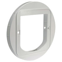 Produktbild von SureFlap Montageadapter für Katzenklappen Weiß aus Kunststoff