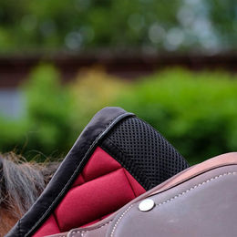 Produktbild von Tapis de selle pour cheval EquithÃ¨me Impulsion