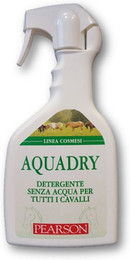 Produktbild von Tattini Aquadry Lozione Trockenshampoo für Pferde