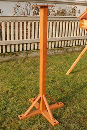 Produktbild von Topseller Vogelhausständer aus Massivholz