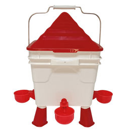 Tränkeeimer für Geflügel - eckig - 8 Liter mit 6 cm Füßen - Hühner Tränke – Bild 1 von 7